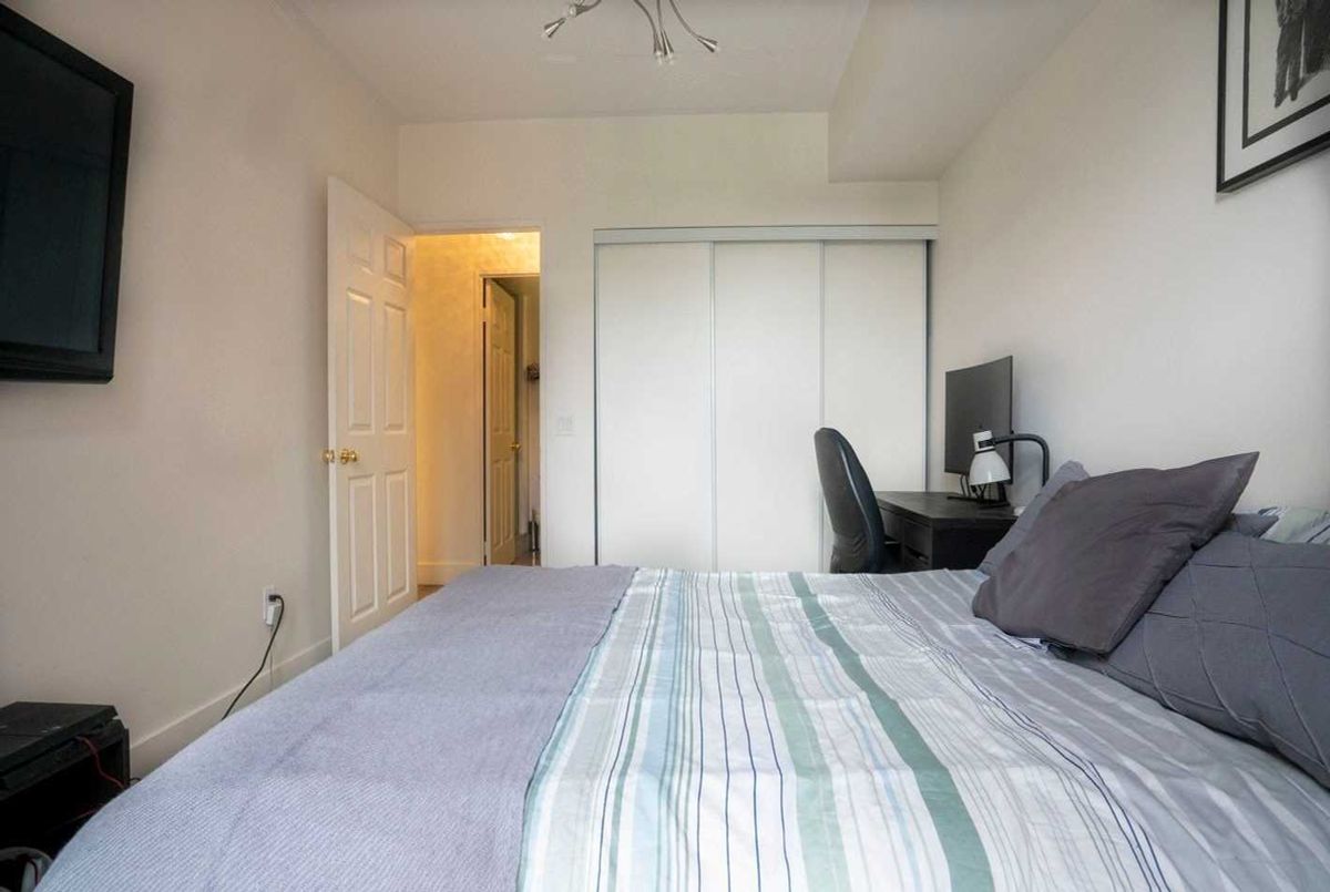 313-7398 Yonge St 313-7398 Yonge St Vaughan