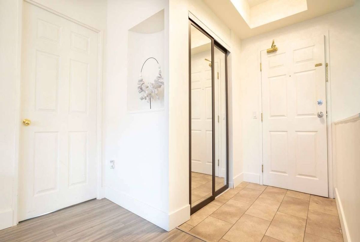 313-7398 Yonge St 313-7398 Yonge St Vaughan