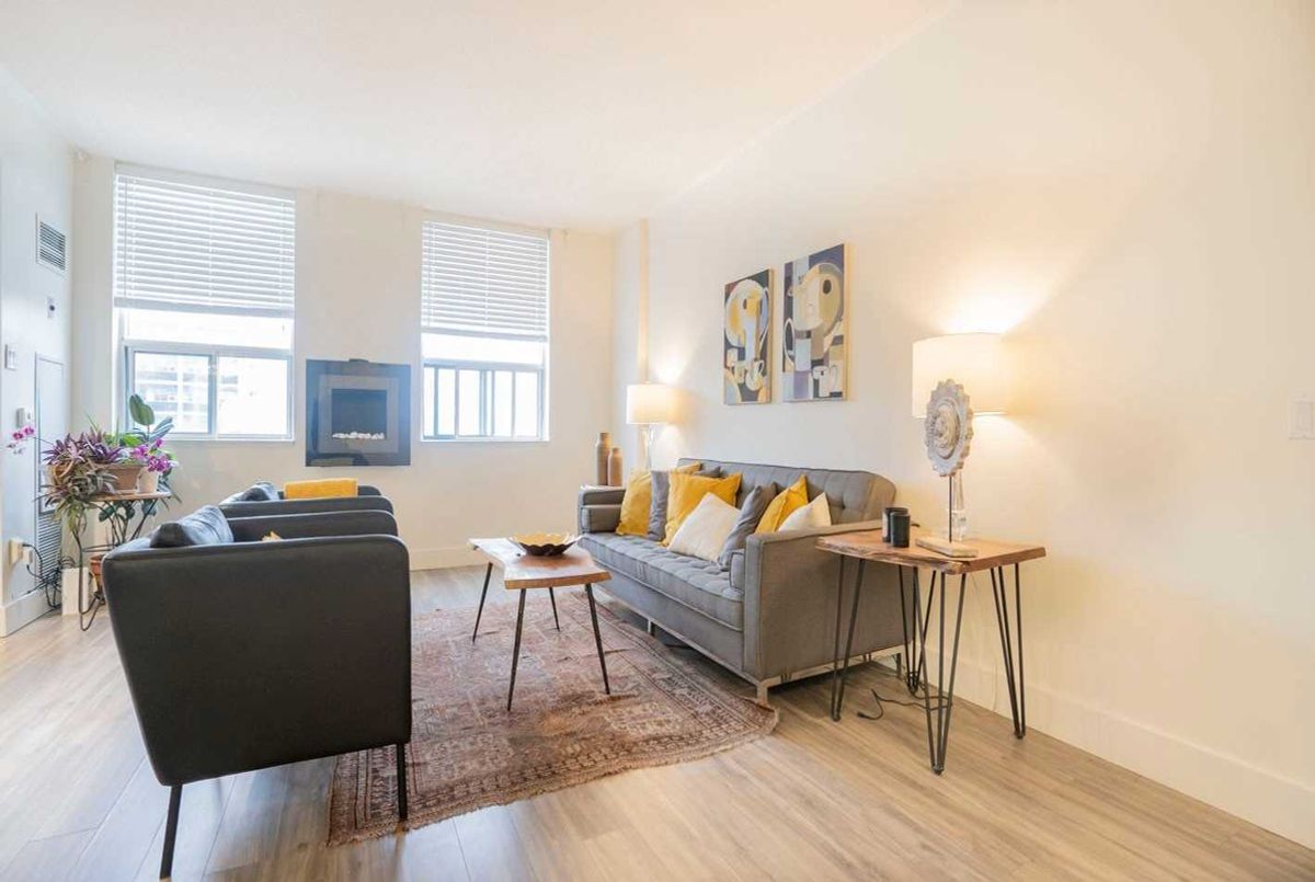 313-7398 Yonge St 313-7398 Yonge St Vaughan