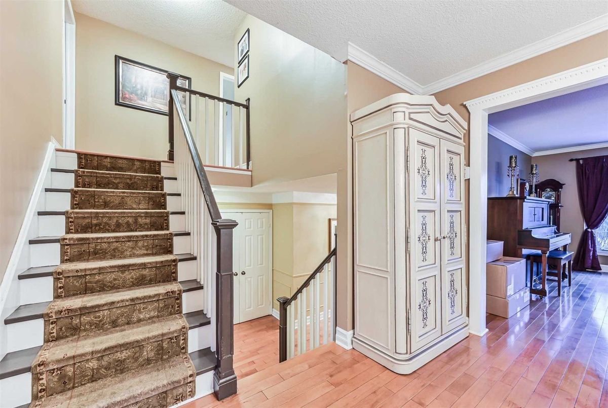 img-gallery