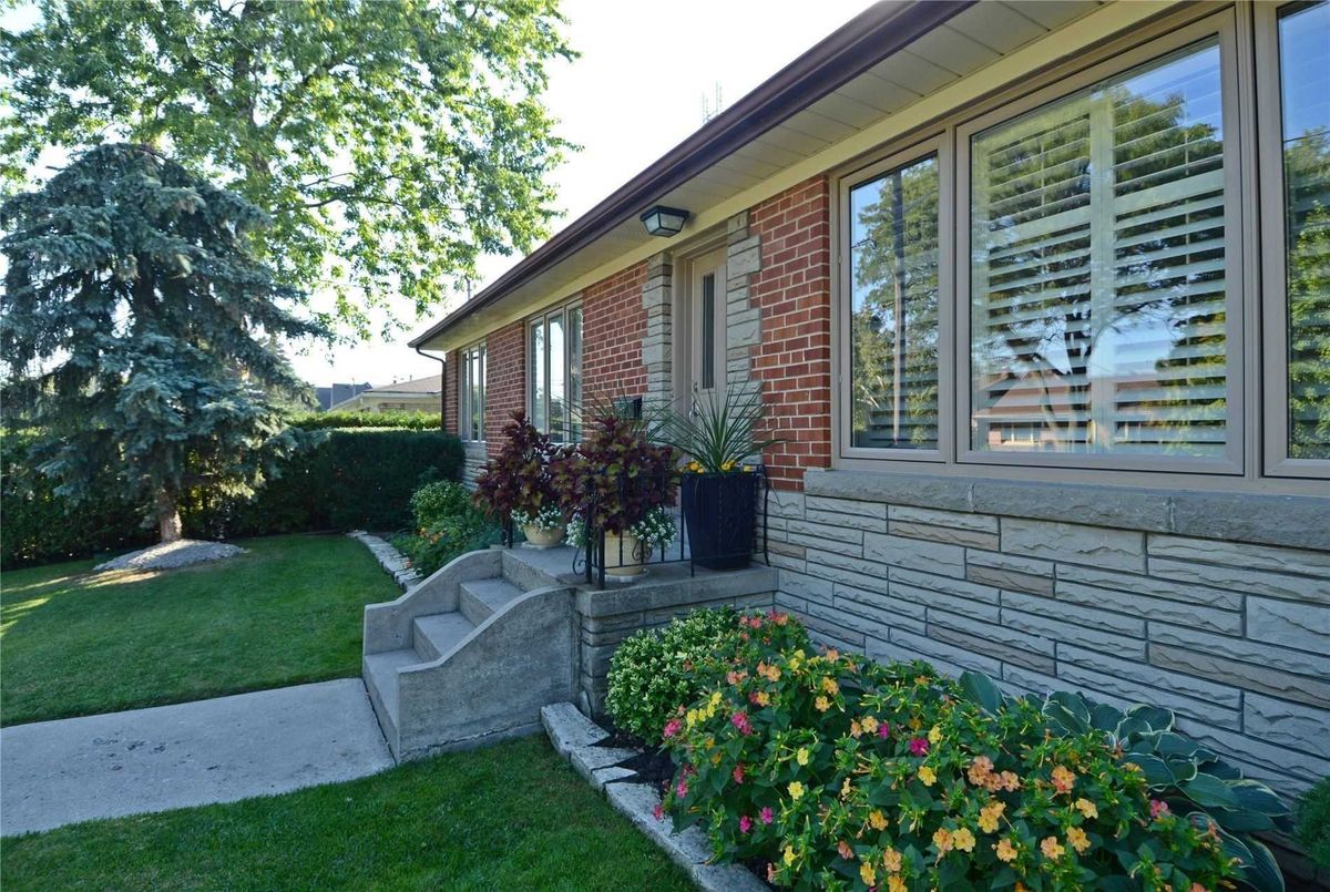 47 Kirk Dr 47 Kirk Dr Markham