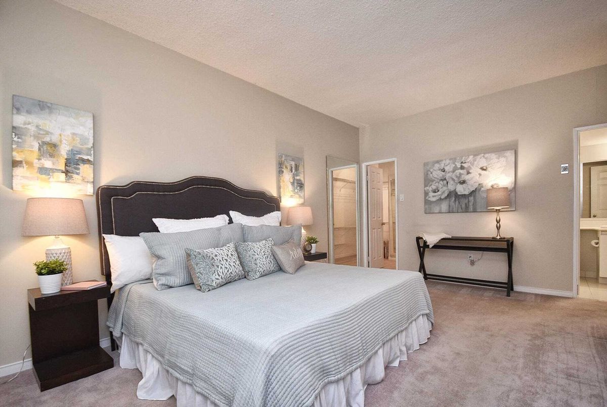 #112-7825 Bayview Ave #112-7825 Bayview Ave Markham