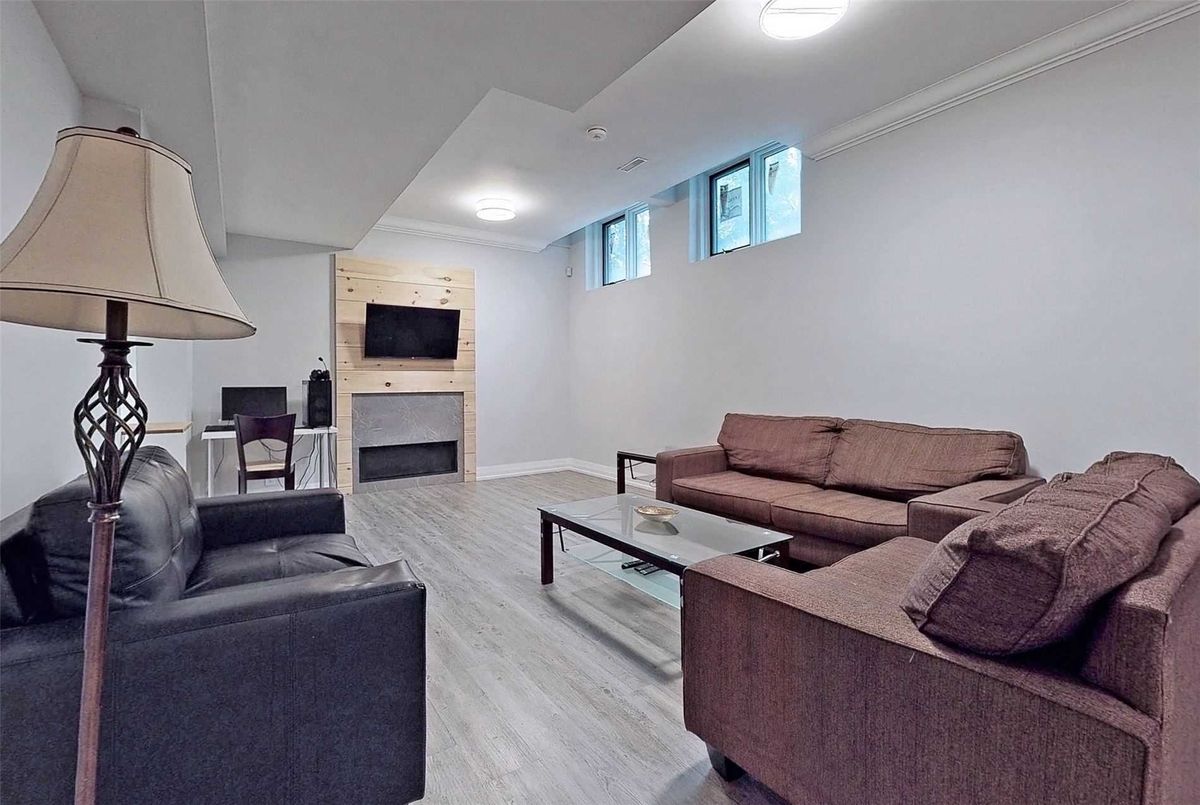 19 Blyth St 19 Blyth St Richmond Hill