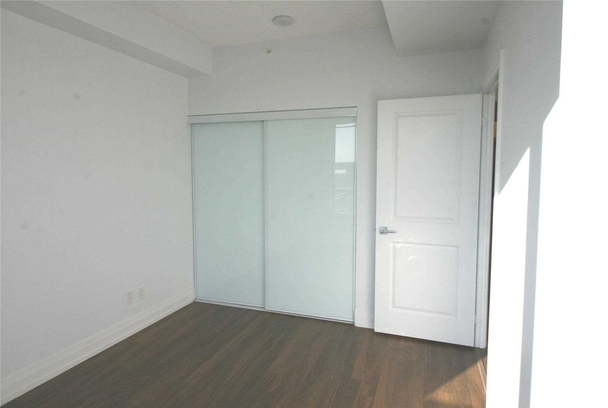 img-gallery