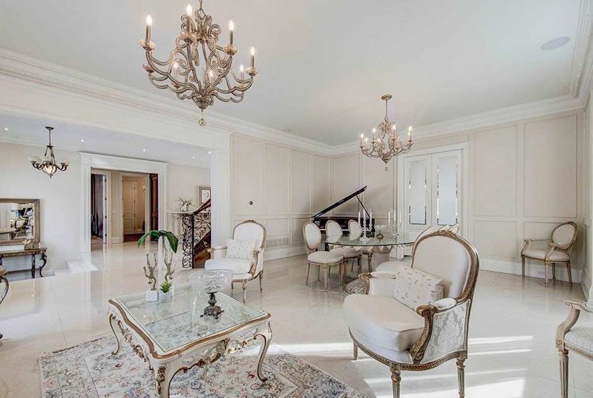 img-gallery