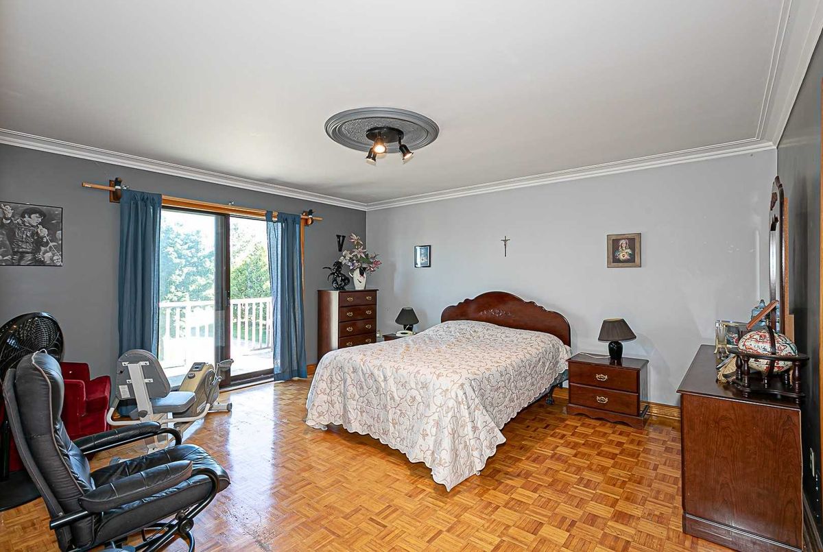 img-gallery