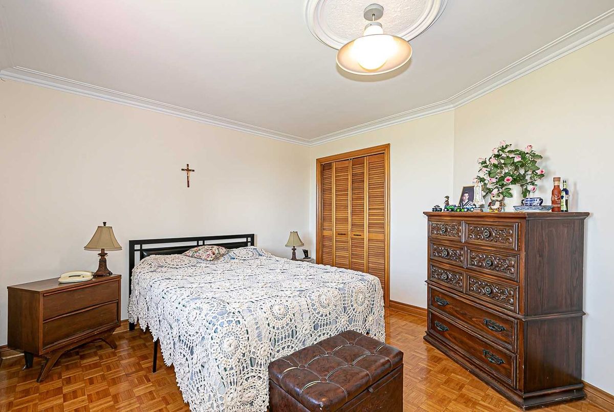 img-gallery