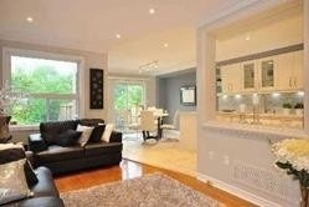 img-gallery
