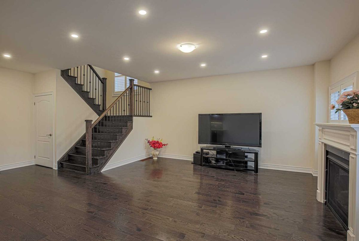 img-gallery