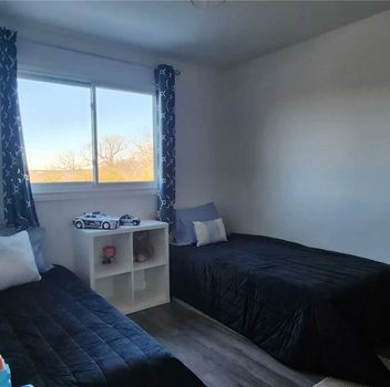 Residential 11 St. Albans Crt East Gwillimbury For {
  "AboveGradeFinishedArea": 0,
  "AboveGradeFinishedAreaSource": "",
  "AboveGradeFinishedAreaUnits": "",
  "Acreage": "< .50",
  "Active": false,
  "Address": "11 St. Albans Crt",
  "AirConditioning": "Central Air",
  "AirConditioningYN": true,
  "Amps": "",
  "Appliances": "",
  "ApproxAge": "",
  "ApproxSquareFootage": "1100-1500",
  "Area": "York",
  "AssessmentYear": "",
  "AssignmentYN": false,
  "AssociationAmenities": "",
  "AssociationFee": "",
  "AssociationFeeIncludes": "",
  "AssociationName": "",
  "AssociationYN": false,
  "Balcony": "",
  "Basement": "Apartment, Seperate Entrance",
  "BasementYN": false,
  "BathroomsFull": 0,
  "BathroomsHalf": 0,
  "Bedrooms": 3,
  "BedroomsDisplay": "3+1",
  "BedroomsPlus": 1,
  "BedroomsTotal": 0,
  "BelowGradeFinishedArea": 0,
  "BelowGradeFinishedAreaSource": "",
  "BelowGradeFinishedAreaUnits": "",
  "Board": "Toronto Regional real Estate Board",
  "BuilderName": "",
  "BuildingAreaTotal": "1100-1500",
  "BuildingAreaUnits": "Sq Ft",
  "BuildingName": "",
  "BusinessName": "",
  "BusinessType": "",
  "BuyerAgencyCompensation": "2.5% + Hst",
  "BuyerAgencyCompensationType": "",
  "BuyerAgentAOR": "",
  "BuyerAgentEmail": "",
  "BuyerAgentFullName": "",
  "BuyerAgentId": "",
  "BuyerAgentMlsId": "",
  "BuyerAgentPhone": "",
  "BuyerOfficeId": "",
  "BuyerOfficeMlsId": "",
  "BuyerOfficeName": "",
  "BuyerOfficePhone": "",
  "CarportSpaces": 0,
  "Category": "MLS",
  "ChattelsYN": false,
  "City": "East Gwillimbury",
  "ClassSearch": "Residential",
  "ClosedDate": "2023-02-28T00:00:00",
  "CoListAgentDesignation": "",
  "CoListAgentEmail": "",
  "CoListAgentID": "",
  "CoListAgentMLSID": "",
  "CoListAgentName": "",
  "CoListAgentPhone": "905-764-7111",
  "CoListOfficeID": "248500",
  "CoListOfficeMLSID": "248500",
  "CoListOfficeName": "CENTURY 21 HERITAGE GROUP LTD., BROKERAGE",
  "CommercialCondoFee": "",
  "CommercialCondoFeeFrequency": "",
  "CommercialCondoFees": "",
  "Commission": "2.5% + Hst",
  "Community": "Holland Landing",
  "CommunityFeatures": "",
  "Condition": "",
  "ConditionalExpiryDate": "2023-02-28T00:00:00",
  "ConditionOfSale": "",
  "CondoCorpNumber": "",
  "ConsentToAdvertiseYN": false,
  "ConstructionMaterials": "",
  "ContactAfterExpiryYN": false,
  "ContractDate": "2023-02-14T00:00:00",
  "Cooling": "Central Air",
  "CoolingYN": true,
  "Country": "",
  "CoverPhoto": "https://media.remarketer.ca/PROPTX/N5910643-1.jpg?tr=di-propertynoimage_pj5ksb5iM,f-jpg,q-90",
  "CrossStreet": "Mt. Albert & Holland River",
  "DaysOnMarket": 14,
  "DepositRequired": "",
  "Directions": "",
  "Disclosures": "",
  "DisplayAddress": "11 St. Albans Crt",
  "DisplayAddressYN": true,
  "DistributeToInternetYN": true,
  "Drive": "",
  "Electric": "",
  "ElectricExpense": "",
  "ElectricOnPropertyYN": false,
  "ElectricYN": false,
  "ElementarySchool": "",
  "ElevatorYN": false,
  "Exclusions": "",
  "Expenses": "",
  "ExpiryDate": "2023-05-08T00:00:00",
  "Exposure": "",
  "Exterior": "",
  "ExteriorFeatures": "",
  "Extras": "",
  "FamilyRoom": "",
  "FireplaceTotal": 0,
  "FireplaceYN": false,
  "Flooring": "",
  "FloorPlans": "",
  "FoundationDetails": "",
  "Franchise": "",
  "FranchiseYN": false,
  "FurnishedYN": false,
  "GarageSpaces": 2.0,
  "GarageType": "Attached",
  "GarageYN": false,
  "GasYN": false,
  "Geometry": {
    "lon": -79.47705,
    "lat": 44.0935
  },
  "GymYN": false,
  "HeatingYN": false,
  "HeatSource": "Gas",
  "HeatType": "Forced Air",
  "HighSchool": "",
  "HoldoverDays": "",
  "id": "N5910643_PROPTX",
  "IDX": "N",
  "IDXYN": false,
  "Inclusions": "",
  "InteriorFeatures": "",
  "Kitchens": 1,
  "KitchensPlus": 0,
  "LandLeaseAmount": "",
  "LandLeaseYN": false,
  "LastStatus": "Sld",
  "Latitude": 44.0935,
  "LaundryFeatures": "",
  "LaundryLevel": "",
  "Lease": "",
  "LeaseAgreement": "",
  "LeaseAgreementYN": false,
  "LeaseFrequency": "",
  "LeaseTerm": "",
  "LegalDescription": "",
  "Level": "",
  "ListAgentDesignation": "",
  "ListAgentEmail": "",
  "ListAgentID": "9554621",
  "ListAgentMLSID": "9554621",
  "ListAgentName": "RAMAK ASKARI, Broker",
  "ListAgentPhone": "905-764-7111",
  "ListAOR": "",
  "ListBrokerage": "CENTURY 21 HERITAGE GROUP LTD., BROKERAGE",
  "ListingEntryDate": "2023-02-14T00:00:00",
  "ListingId": "N5910643",
  "ListingKey": "N5910643",
  "ListOfficeID": "248500",
  "ListOfficeMLSID": "248500",
  "ListOfficePhone": "905-764-7111",
  "ListPrice": 999000,
  "ListPricePerUnit": 0,
  "ListPriceUnit": "",
  "LivingArea": "1100-1500",
  "LivingAreaSource": "",
  "LivingAreaUnits": "",
  "Locker": "",
  "Longitude": -79.47705,
  "LotDepth": 110.05,
  "LotFeatures": "",
  "LotFront": 41.65,
  "LotIrregularities": "",
  "LotShape": "",
  "LotSizeArea": "",
  "LotSizeAreaUnits": "",
  "LotSizeCode": "",
  "LotSizeDimensions": "",
  "Maintenance": "",
  "Media": [],
  "MediaChangeTimestamp": "2023-02-28T16:30:15",
  "MLS": "N5910643",
  "MLSLastStatus": "Sold",
  "MLSNumber": "N5910643",
  "MLSStatus": "Sold",
  "Municipality": "East Gwillimbury",
  "MunicipalityDistrict": "East Gwillimbury",
  "NewConstructionYN": false,
  "NumberOfBuildings": 0,
  "NumberOfUnitsTotal": 0,
  "OccupantType": "",
  "OpenHouses": [],
  "OpenHouseYN": false,
  "OriginalPrice": 999000,
  "OwnershipType": "",
  "ParcelNumber": "",
  "ParkingIncludedYN": false,
  "ParkingSpaces": 6,
  "PaymentFrequency": "",
  "PaymentMethod": "",
  "PetsPermitted": "",
  "PetsPermittedYN": false,
  "PhotoCount": 27,
  "PictureYN": false,
  "PoolFeatures": "None",
  "PoolYN": true,
  "PossessionDate": "",
  "PostalCode": "L9N1C2",
  "PreviousListPrice": 999000,
  "PriceChange": false,
  "PriceChangeTimestamp": "0001-01-01T00:00:00",
  "PriorMlsStatus": "Sld",
  "PrivateEntrance": "",
  "PrivateEntranceYN": false,
  "PrivateRemarks": "",
  "PropertyAttachedYN": false,
  "PropertyCondition": "",
  "PropertyFeatures": "",
  "PropertyManagementCompany": "",
  "PropertyStyleSearch": "Bungalow",
  "PropertySubType": "Detached",
  "PropertySubTypeSearch": "Single Family",
  "PropertyType": "Residential",
  "PropertyTypeSearch": "Residential",
  "Province": "Ontario",
  "PublicRemarks": "",
  "PurchaseContractDate": "2023-02-28T00:00:00",
  "RemarksForClients": "Fabulous 3-Bedroom Home Located On A Quiet Court Overlooking Conservation Area/Nokiidaa Trails. Fully Renovated, Breathtaking View. Walkout Basement, Separate Entrance Inlaw Suite, 2 Brand New Kitchens.",
  "Restricted": true,
  "RetirementYN": false,
  "RoadFrontageType": "",
  "RoadSurfaceType": "",
  "RollNumber": "",
  "Roof": "",
  "Rooms": [],
  "RoomsAboveGrade": 0,
  "RoomsBelowGrade": 0,
  "RoomsTotal": 0,
  "RoomsYN": false,
  "RTimestampSql": "2023-03-01T09:56:46.14",
  "SaleLease": "Sale",
  "SalesBrochure": "",
  "Sauna": "",
  "SaunaYN": false,
  "Sewers": "Sewers",
  "ShowingInstruction": "",
  "SignOnPropertyYN": false,
  "Sold": true,
  "SoldDate": "2023-02-28T00:00:00",
  "SoldPrice": 1145000,
  "Source": "PROPTX",
  "SourceSystemID": "",
  "SpaFeatures": "",
  "SpaYN": false,
  "SPLP": 115,
  "SqFtRangeMax": 1500,
  "SqFtRangeMin": 1100,
  "SqFtTotal": 0,
  "StandardStatus": "",
  "Status": "U",
  "Stories": "",
  "StoriesTotal": "",
  "StreetAbbreviation": "",
  "StreetDirection": "",
  "StreetName": "St. Albans",
  "StreetNumber": "11",
  "StreetSuffix": "Crt",
  "StreetSuffixCode": "",
  "StructureType": "",
  "Style": "Bungalow",
  "SubLeaseYN": false,
  "Summary": "listingkey:N5910643 | mls_number:N5910643 | community:Holland Landing | property_type:Residential | property_subtype:Detached | building_type:Detached | building_style:Bungalow | list_price:999000 | list_date:2/14/2023 12:00:00 AM | sold_price:1145000 | sold_date:2/28/2023 12:00:00 AM | bed:3+1 | bath:3 | active:False | sold:True | source:PROPTX | transaction:Sale | listing_office:CENTURY 21 HERITAGE GROUP LTD., BROKERAGE | thumbnail:https://media.remarketer.ca/PROPTX/N5910643-1.jpg?tr=di-propertynoimage_pj5ksb5iM,f-jpg,w-600,h-600,q-90,c-maintain_ratio,fo-center",
  "SurveyType": "",
  "SurveyYear": "",
  "SurveyYN": false,
  "SuspendedDate": "0001-01-01T00:00:00",
  "TaxAssessedValue": "",
  "Taxes": 4476.7,
  "TaxLegalDescription": "",
  "TaxYear": "2022",
  "TenantPays": "",
  "TerminatedDate": "0001-01-01T00:00:00",
  "Thumbnail": "https://media.remarketer.ca/PROPTX/N5910643-1.jpg?tr=di-propertynoimage_pj5ksb5iM,f-jpg,w-600,h-600,q-90,c-maintain_ratio,fo-center",
  "TimeShareYN": false,
  "TimestampSql": "2023-02-28T16:30:15",
  "TMI": "",
  "TotalArea": "1100-1500",
  "TotalAreaUnit": "",
  "TotalParkingSpaces": 0,
  "Type": "Detached",
  "TypeSearch": "Detached",
  "UFFI": "",
  "UnitNumber": "",
  "Units": "",
  "UnparsedAddress": "",
  "Use": "",
  "Utilities": "",
  "UtilityExpenses": "",
  "View": "",
  "VirtualTour3DURL": "",
  "VirtualTourURL": "https://youtube.com/shorts/J14j6rxbR_o?feature=share",
  "VirtualTourURLUnbranded": "https://youtube.com/shorts/J14j6rxbR_o?feature=share",
  "Volts": "",
  "Warranty": "",
  "WarrantyYN": false,
  "Washrooms": 3,
  "Water": "",
  "WaterBodyName": "",
  "WaterBodyType": "",
  "WaterExpense": "",
  "Waterfront": "",
  "WaterFrontage": "",
  "WaterFrontageFt": "",
  "WaterfrontYN": false,
  "WaterIncluded": "",
  "WaterSupplyTypes": "",
  "WaterView": "",
  "WaterYN": false,
  "WellCapacity": "",
  "WellCapacityUnits": "",
  "WellDepth": "",
  "WellDepthUnits": "",
  "Winterized": "",
  "YearBuilt": "",
  "Zoning": "R1"
}.(string)property[