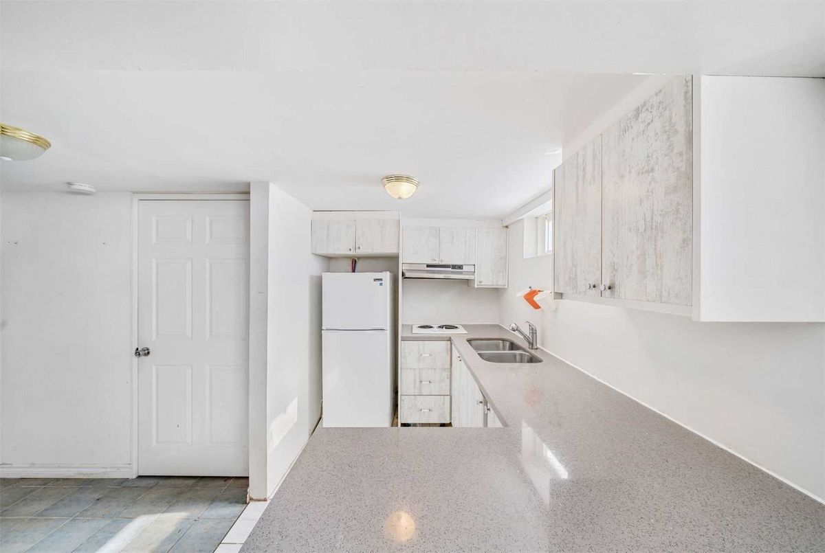 345 Taylor Mills Dr 345 Taylor Mills Dr Richmond Hill
