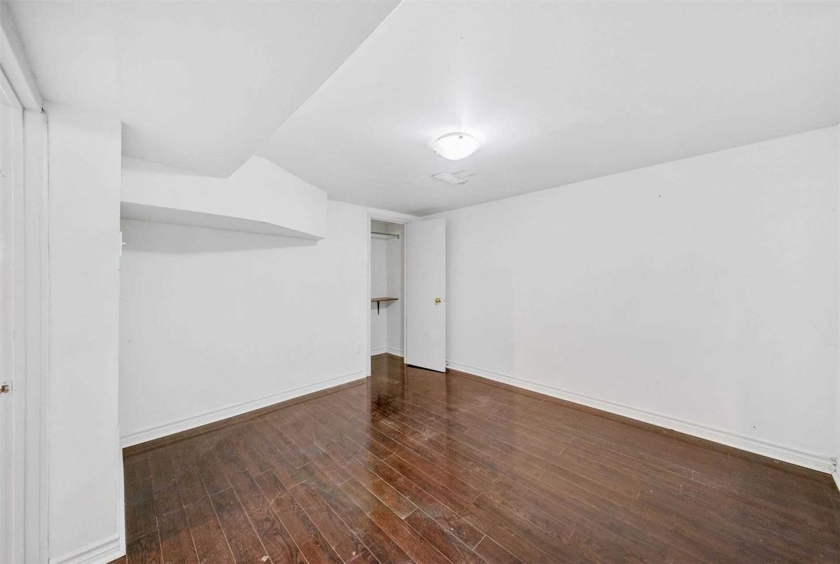 345 Taylor Mills Dr 345 Taylor Mills Dr Richmond Hill