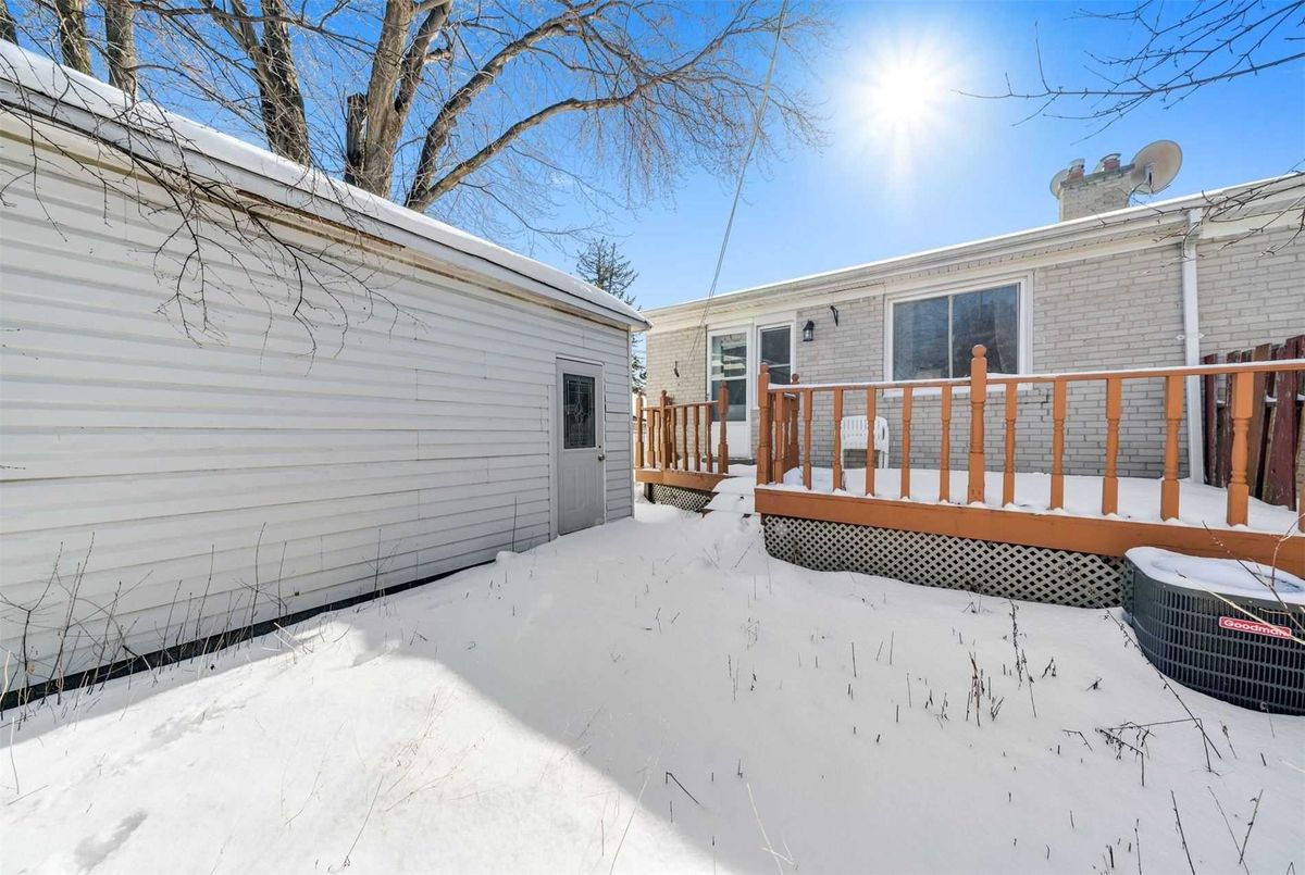 345 Taylor Mills Dr 345 Taylor Mills Dr Richmond Hill