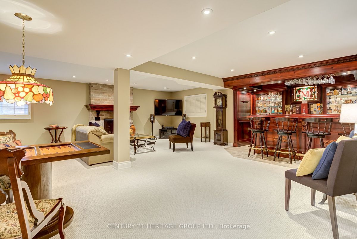 img-gallery