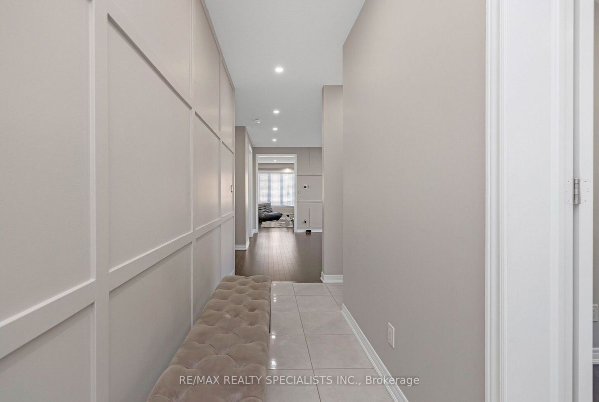 img-gallery
