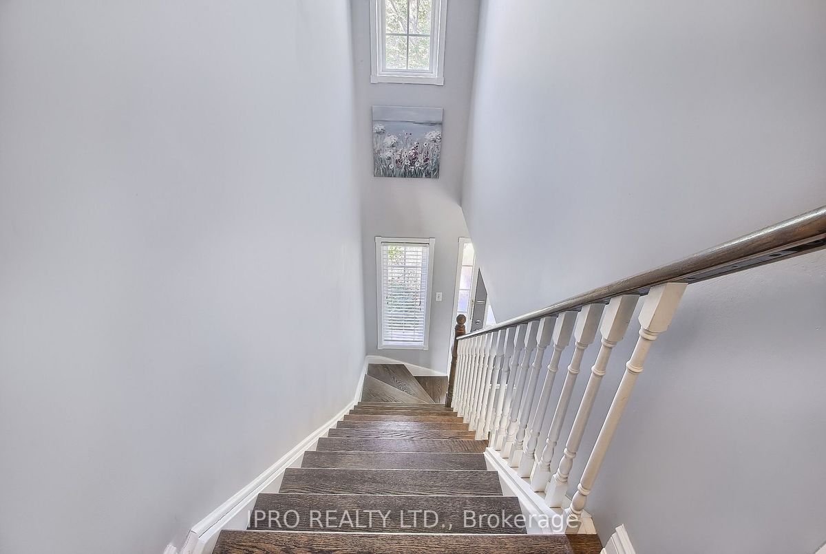 249 Warner Crescent 249 Warner Crescent Newmarket