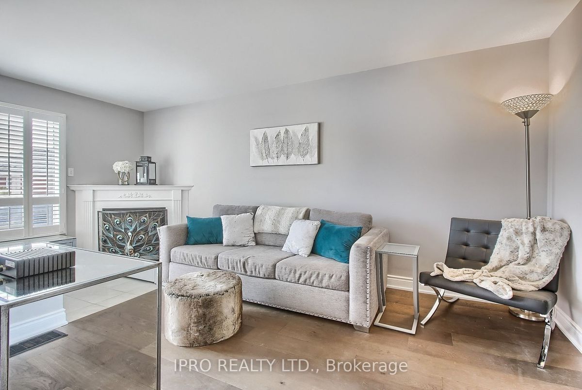 249 Warner Crescent 249 Warner Crescent Newmarket