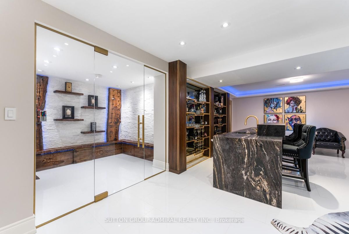 img-gallery
