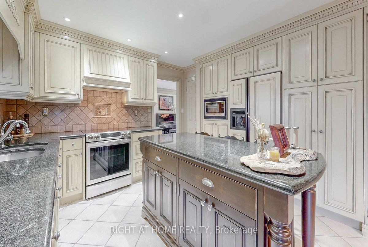 img-gallery