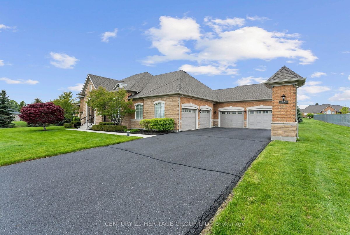 12 Kathryn Crt 12 Kathryn Crt Bradford West Gwillimbury