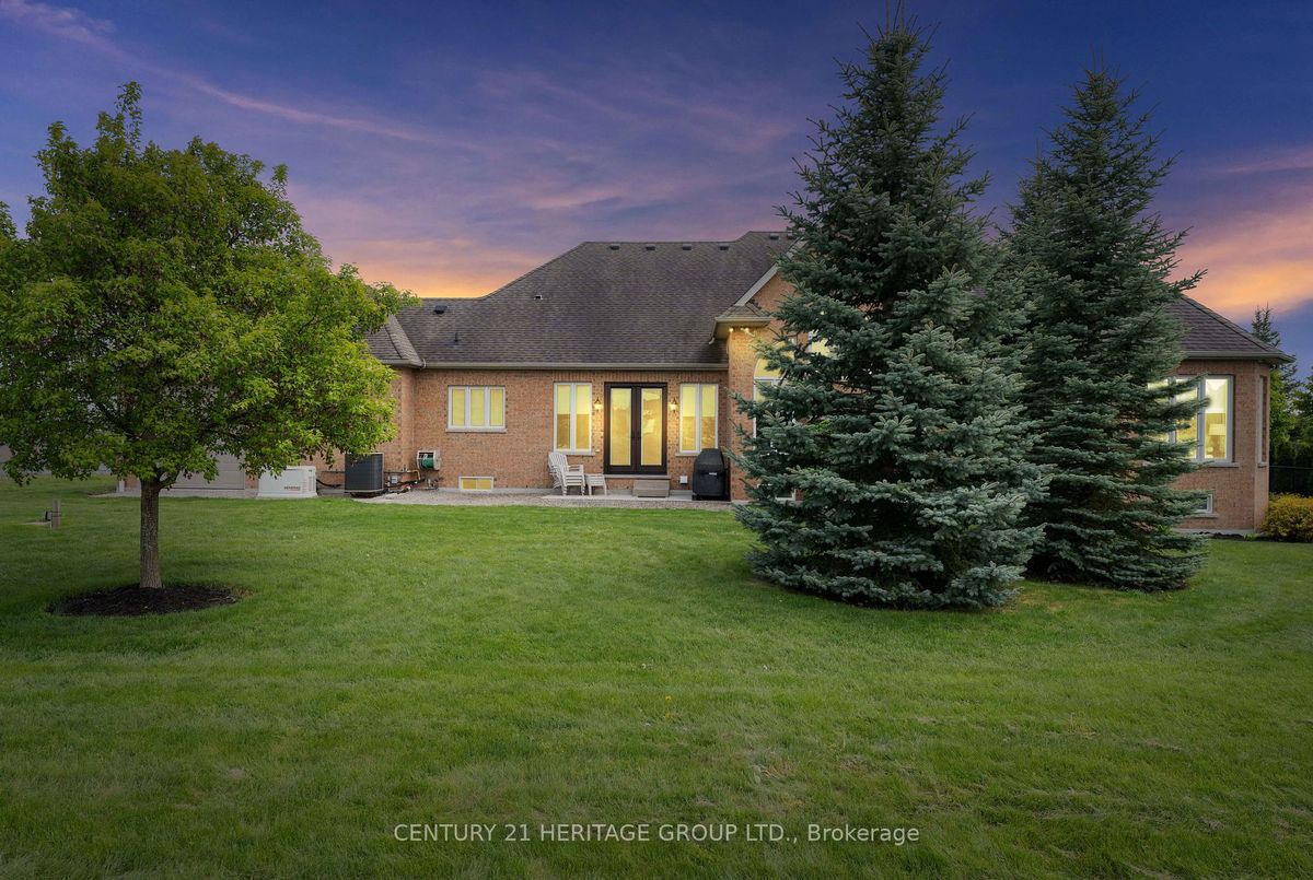 12 Kathryn Crt 12 Kathryn Crt Bradford West Gwillimbury