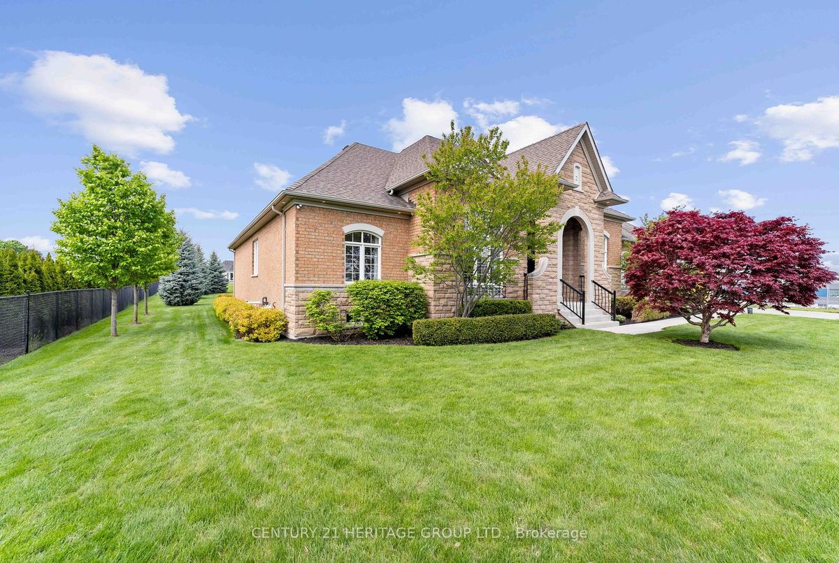 12 Kathryn Crt 12 Kathryn Crt Bradford West Gwillimbury