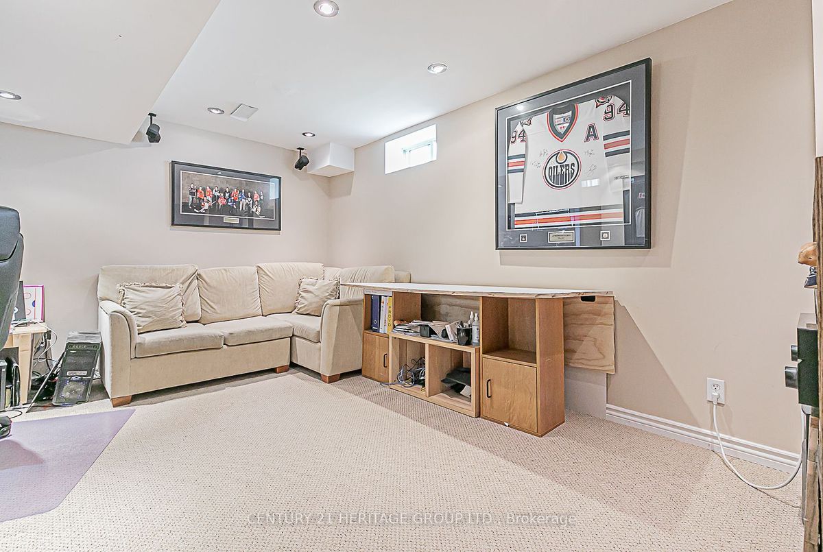 img-gallery