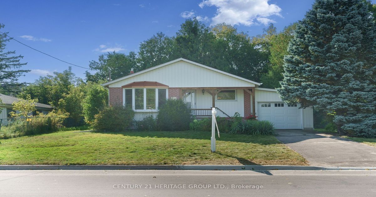 18 Seaton Drive Aurora