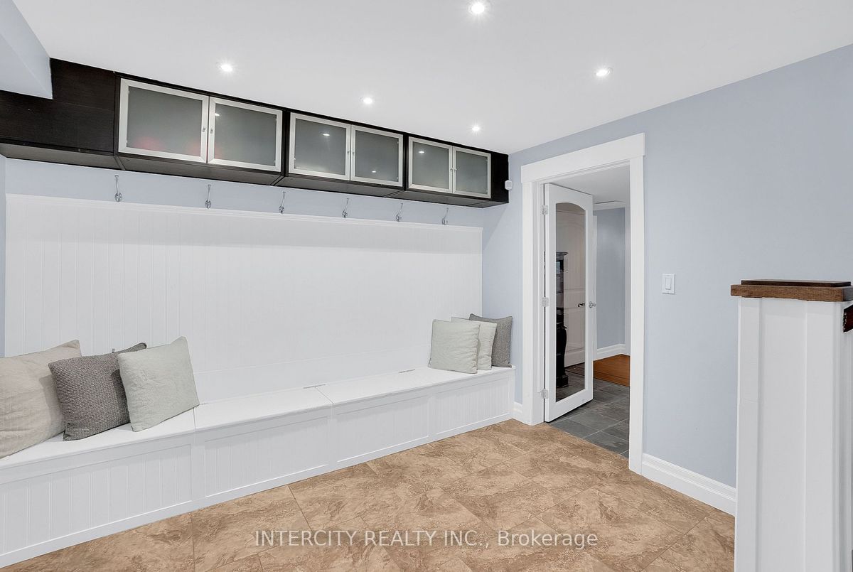 img-gallery