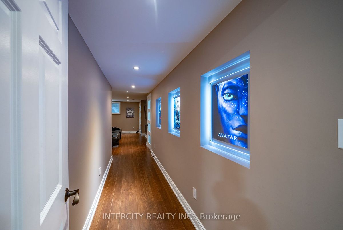 img-gallery