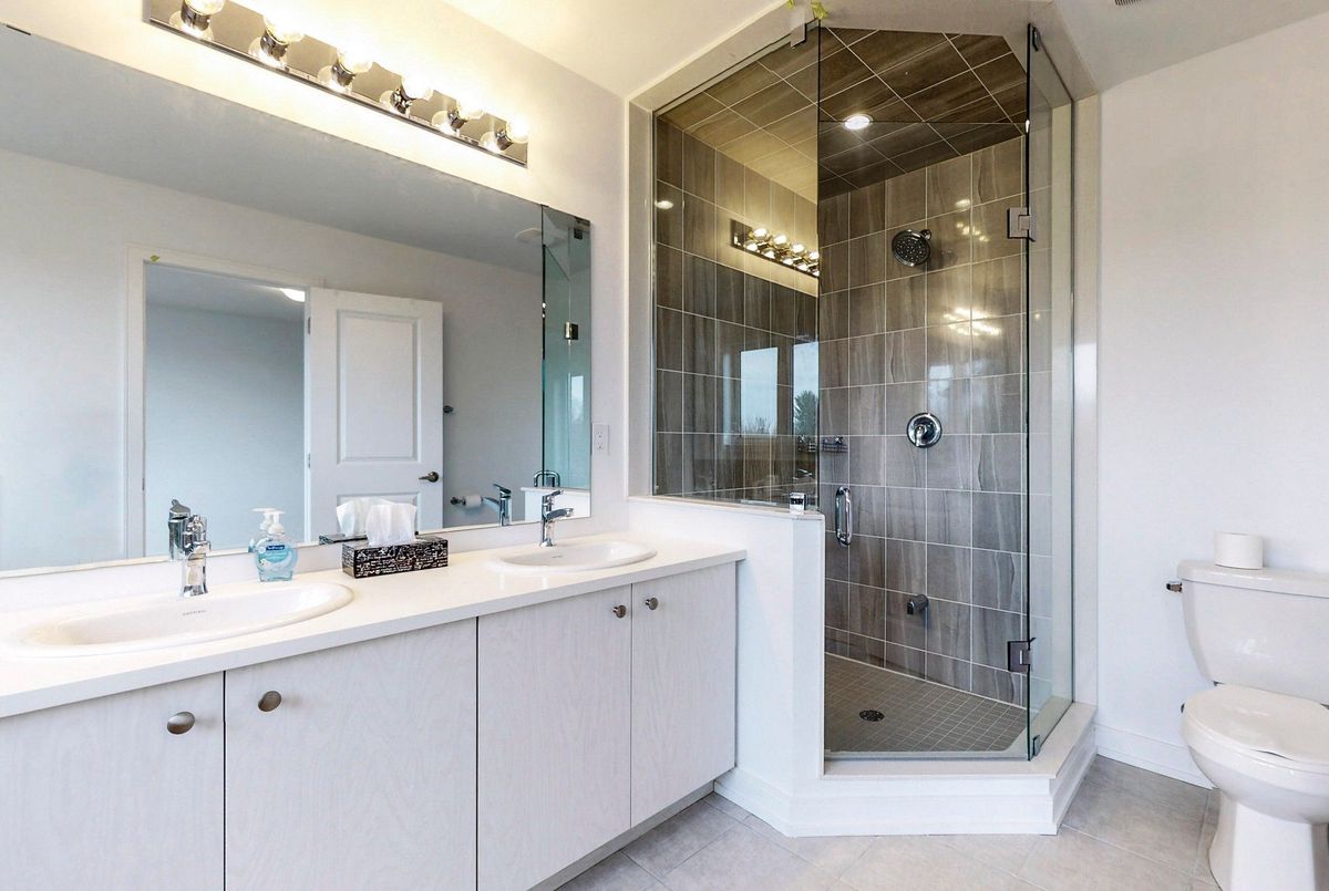 68 Blue Forest Crescent 68 Blue Forest Crescent Barrie