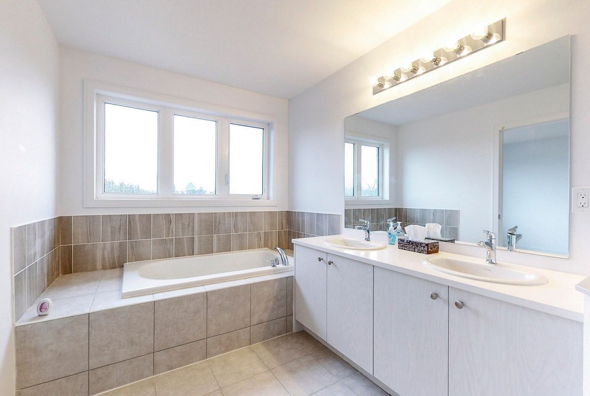 68 Blue Forest Crescent 68 Blue Forest Crescent Barrie