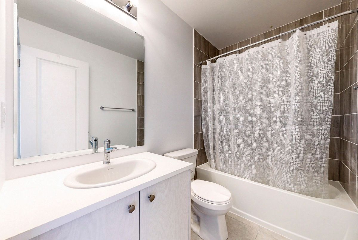 68 Blue Forest Crescent 68 Blue Forest Crescent Barrie