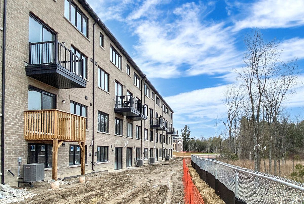 68 Blue Forest Crescent 68 Blue Forest Crescent Barrie