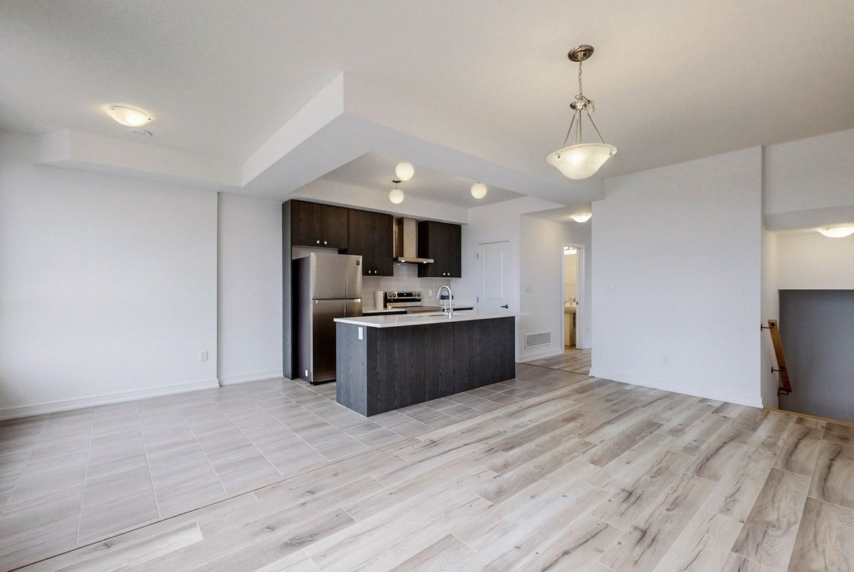 68 Blue Forest Crescent 68 Blue Forest Crescent Barrie