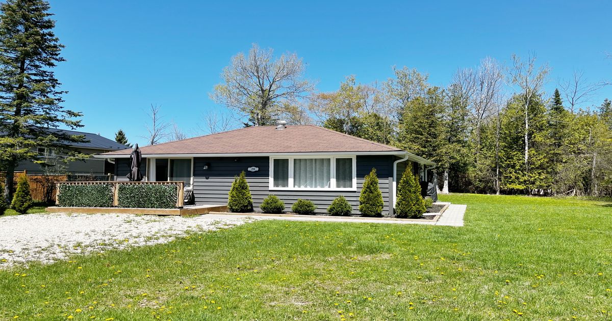 28 Betty Boulevard Wasaga Beach