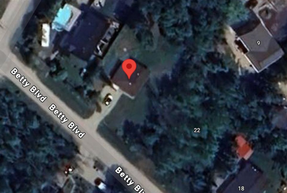 28 Betty Boulevard 28 Betty Boulevard Wasaga Beach