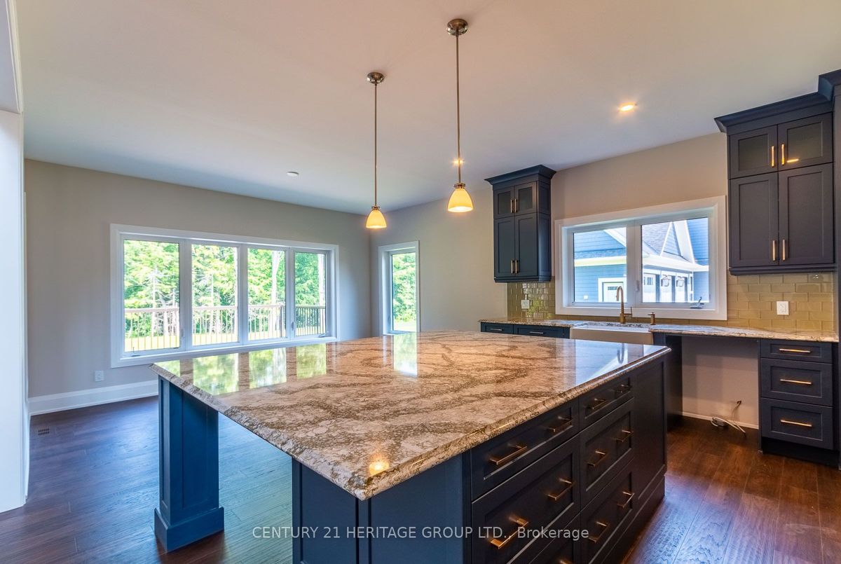 56 Georgian Grande Drive 56 Georgian Grande Drive Oro-Medonte