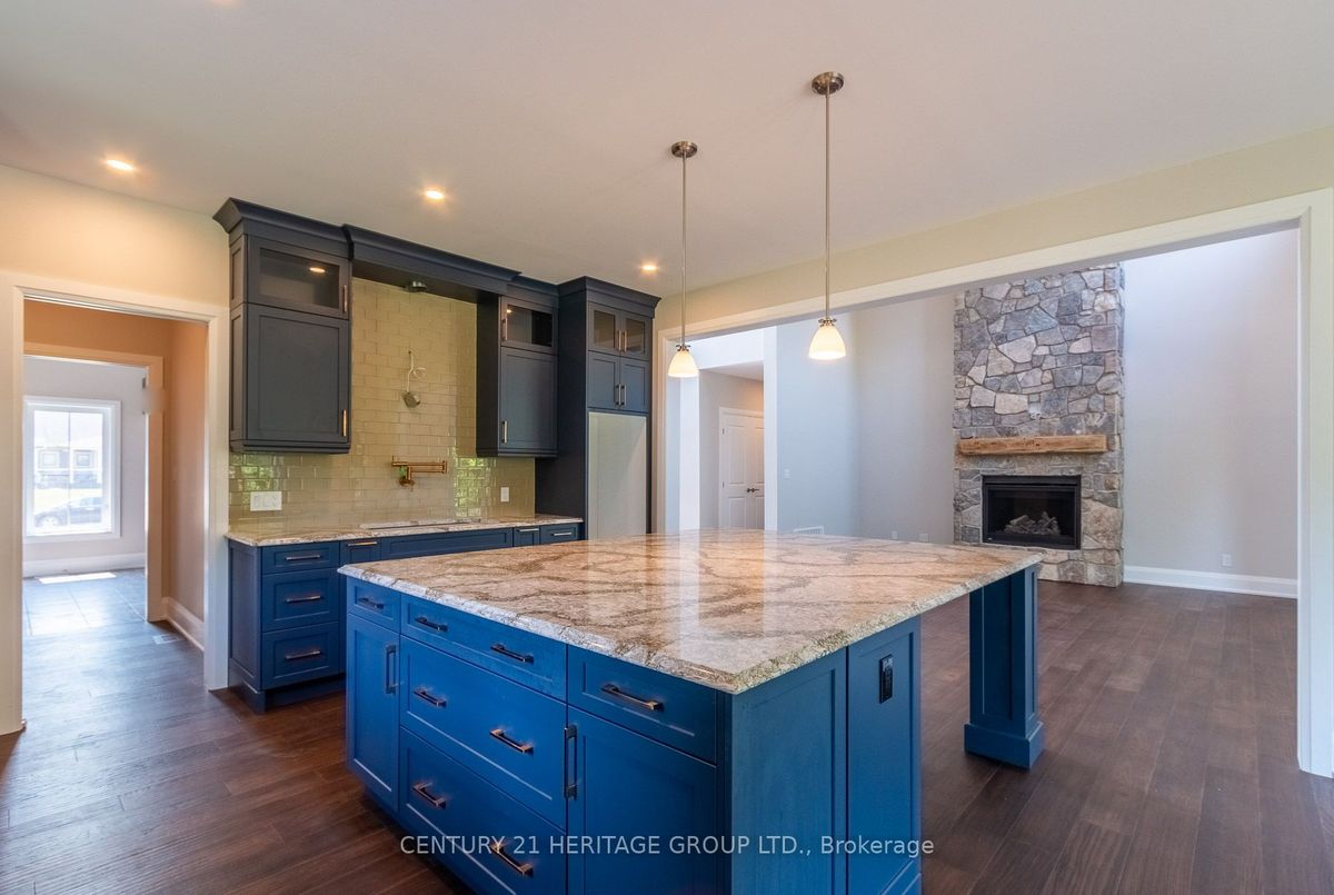 56 Georgian Grande Drive 56 Georgian Grande Drive Oro-Medonte