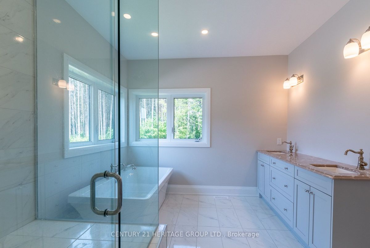 56 Georgian Grande Drive 56 Georgian Grande Drive Oro-Medonte