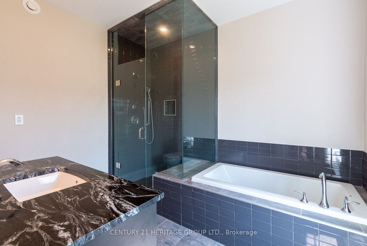 56 Georgian Grande Drive 56 Georgian Grande Drive Oro-Medonte