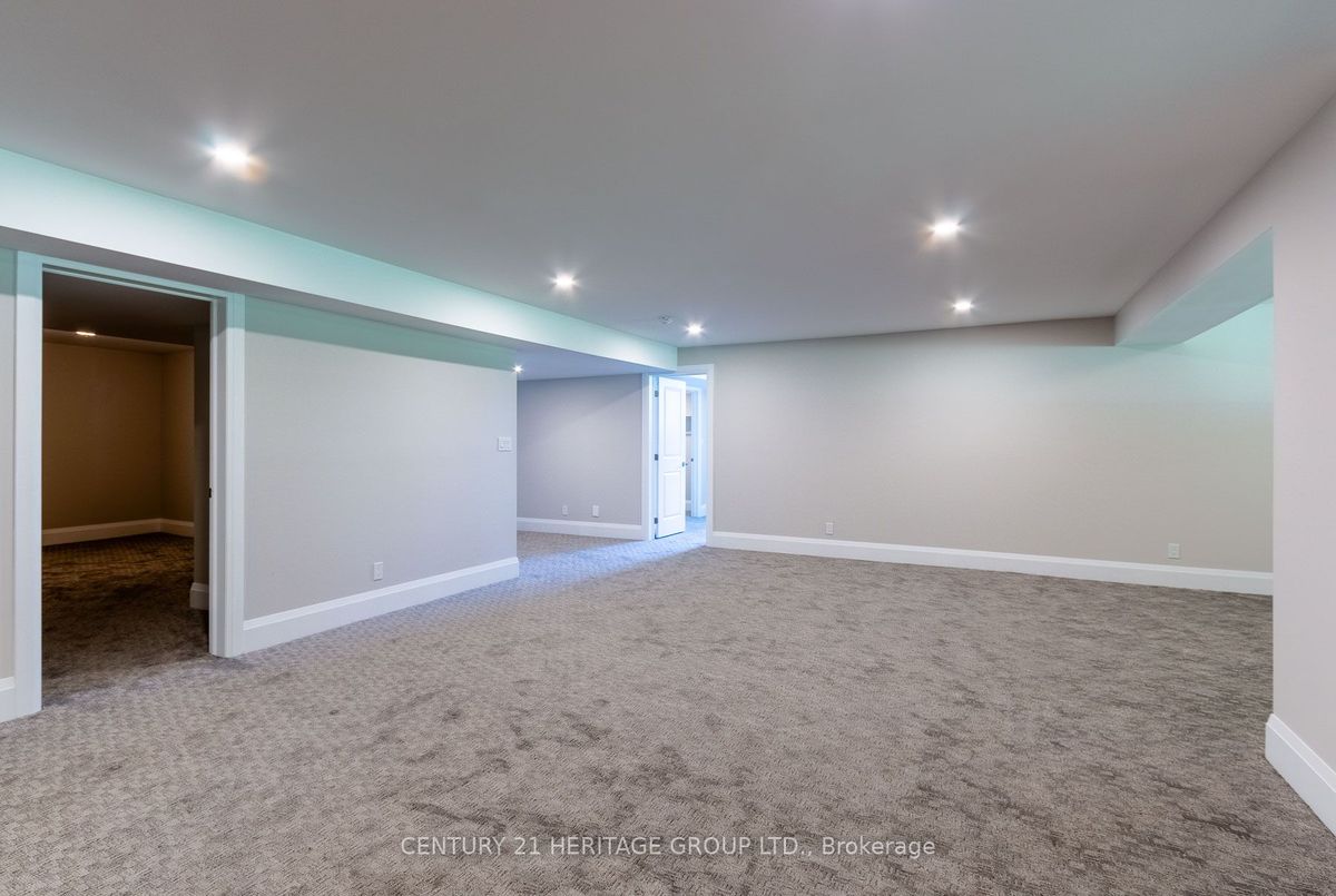 56 Georgian Grande Drive 56 Georgian Grande Drive Oro-Medonte