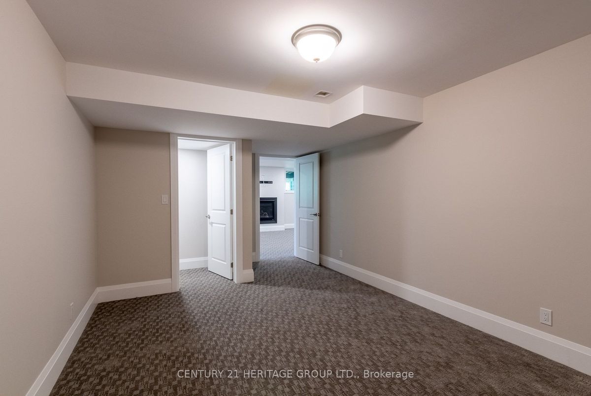 56 Georgian Grande Drive 56 Georgian Grande Drive Oro-Medonte