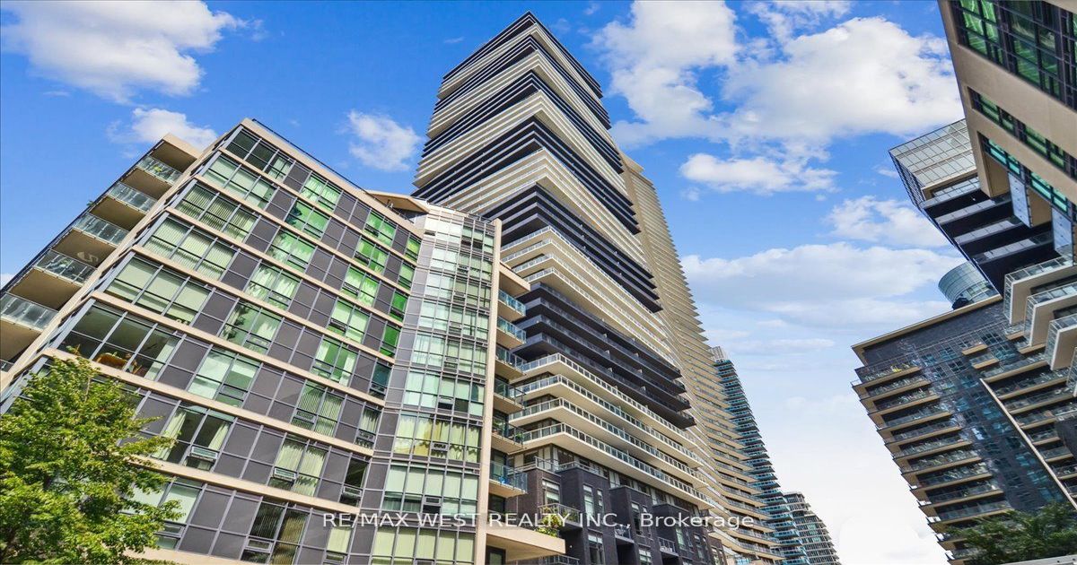 1504-56 Annie Craig Drive Toronto W06