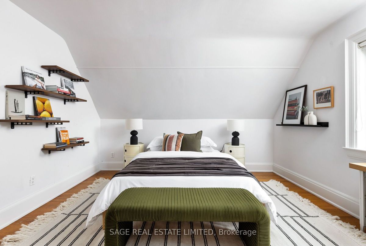 img-gallery
