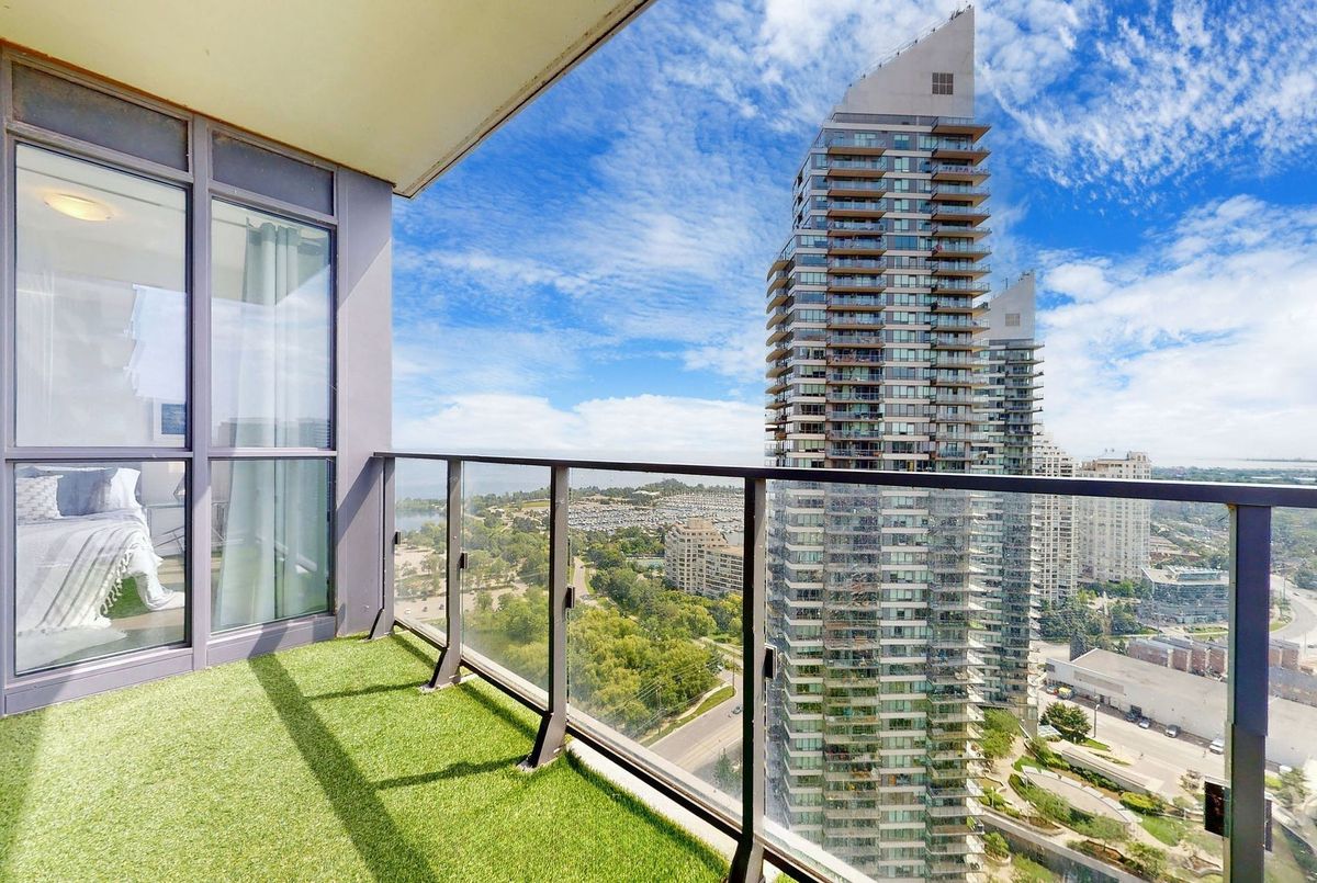 3206-2212 Lakeshore Boulevard W 3206-2212 Lakeshore Boulevard W Toronto W06