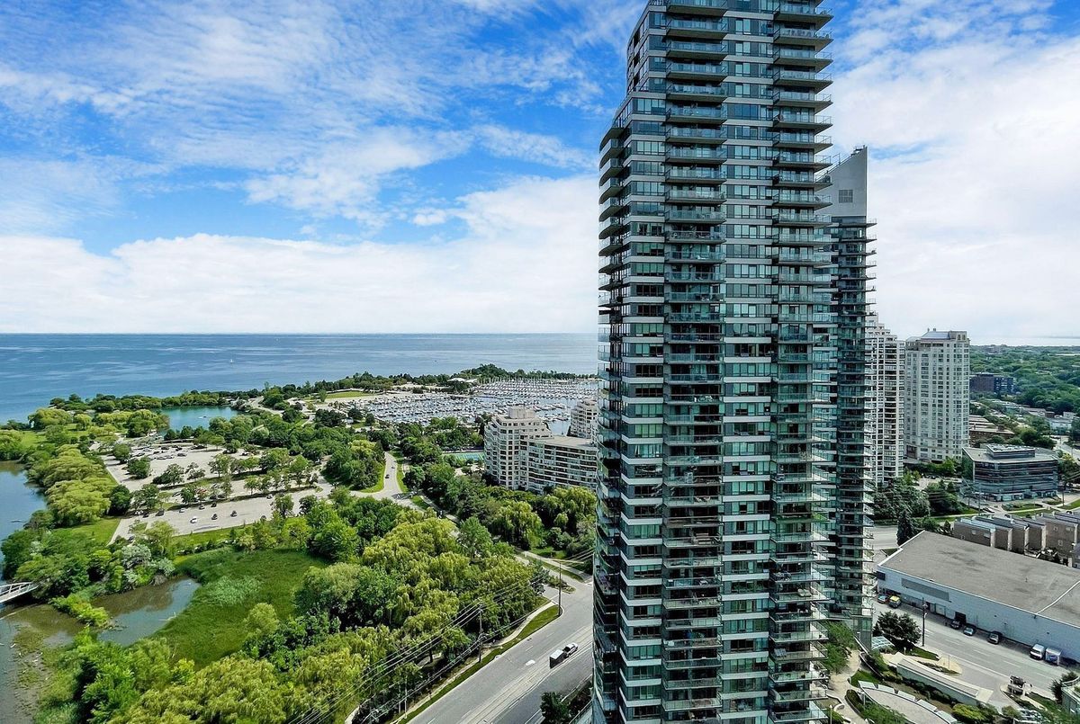3206-2212 Lakeshore Boulevard W 3206-2212 Lakeshore Boulevard W Toronto W06
