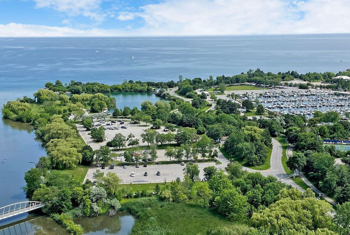 3206-2212 Lakeshore Boulevard W 3206-2212 Lakeshore Boulevard W Toronto W06