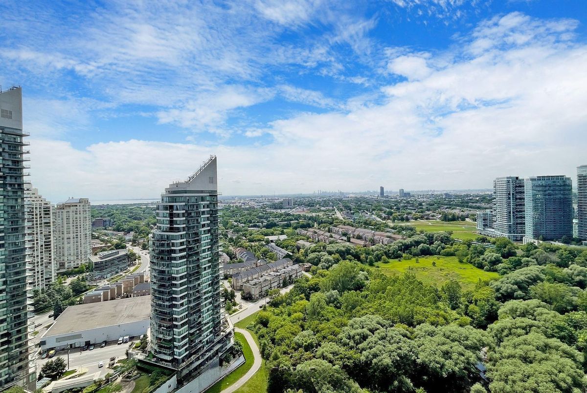 3206-2212 Lakeshore Boulevard W 3206-2212 Lakeshore Boulevard W Toronto W06