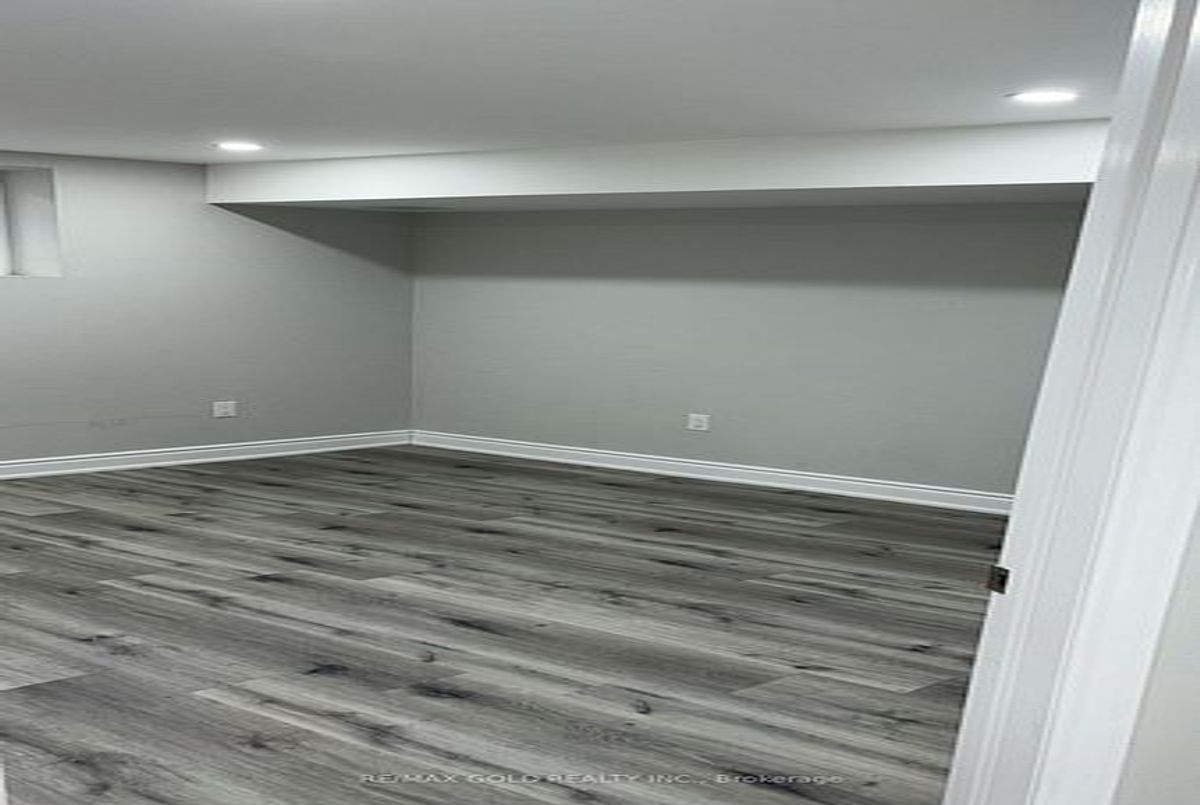 img-gallery